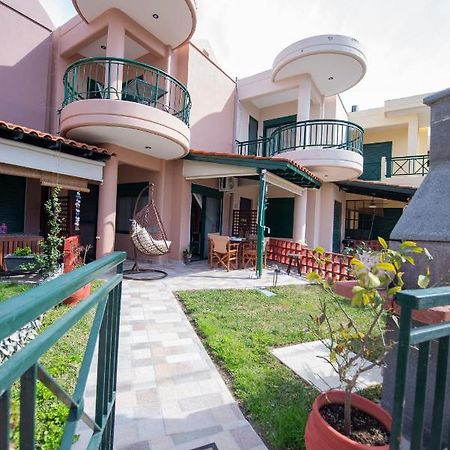 Stella'S Beach House Nikiti  Dış mekan fotoğraf